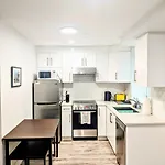 Garden Apartment Free Parking Central Location